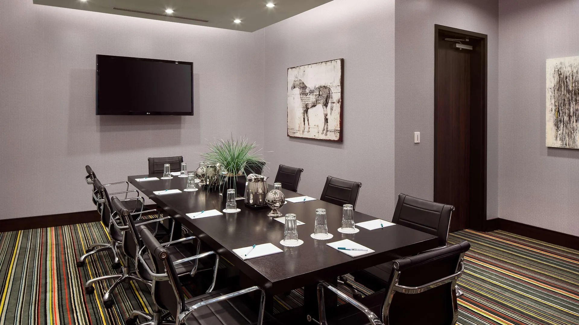 Hampton Inn & Suites Denver Downtown Convention Center