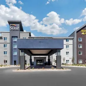Hotel Sleep & International Airport